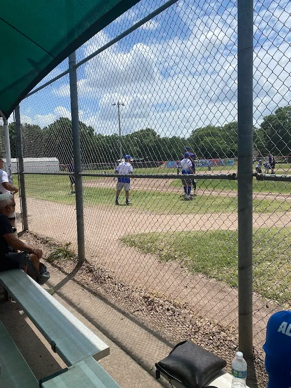 Oak Street Park — 4 pickleball courts in Kissimmee, FL, lighted