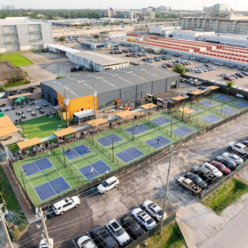 pickleball courts at Pickleball Social in Houston, TX