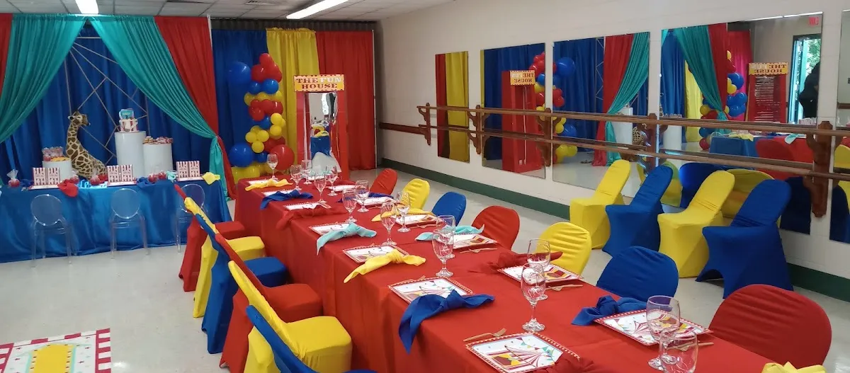 Deep Creek Community Center — 4 pickleball courts in Chesapeake, VA with indoor play, lighted