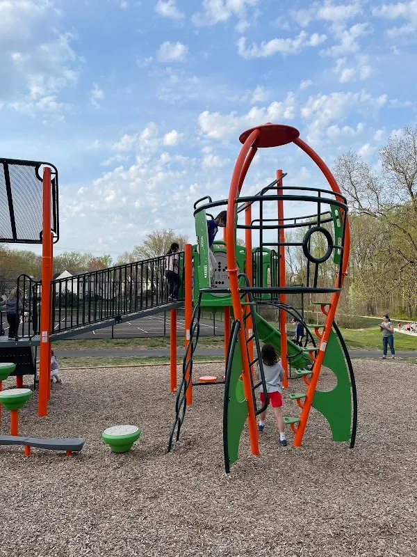 Roundtree Park — 2 pickleball courts in Falls Church, VA, lighted