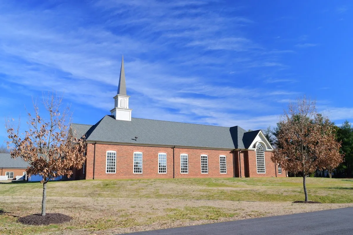 Fairfield Presbyterian Church — 3 pickleball courts in Mechanicsville, VA with indoor play, lighted