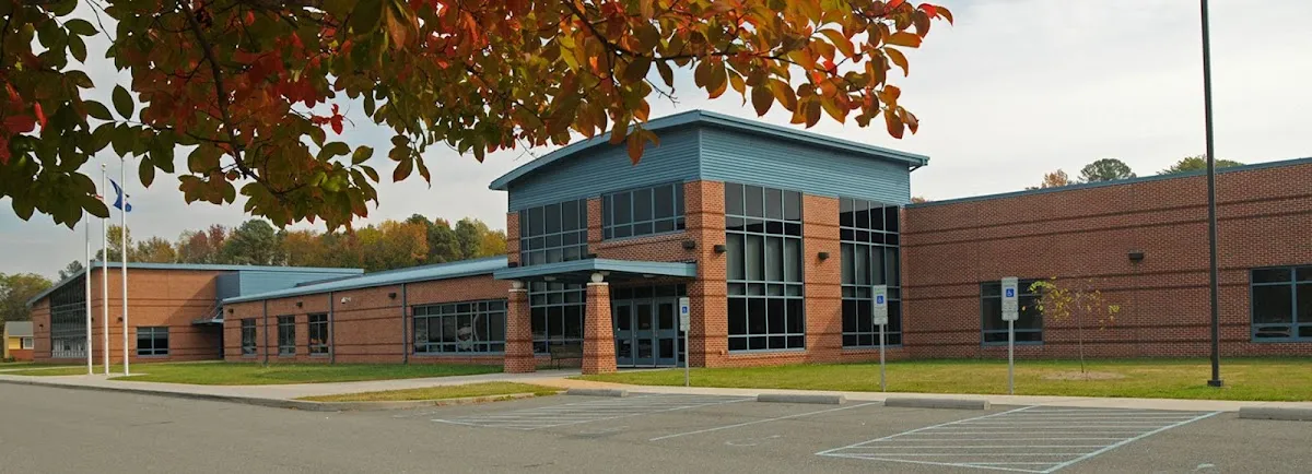Essex Intermediate School — 2 pickleball courts in Tappahannock, VA with indoor play