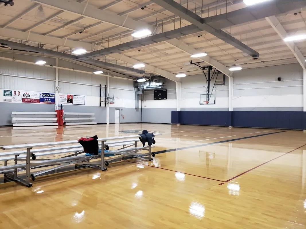 Quarterpath Recreation Center โ 6 pickleball courts in Williamsburg, VA with indoor play, lighted