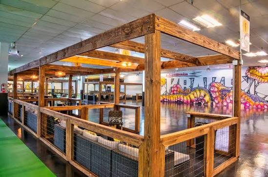 Member lounge at Kraken Kourts and Skate - Bryant Street