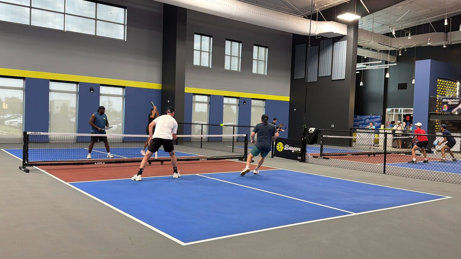 Indoor pickleball courts at Bangers Pickleball in Southaven, MS