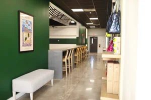 Member lounge at Magnolia Pickleball