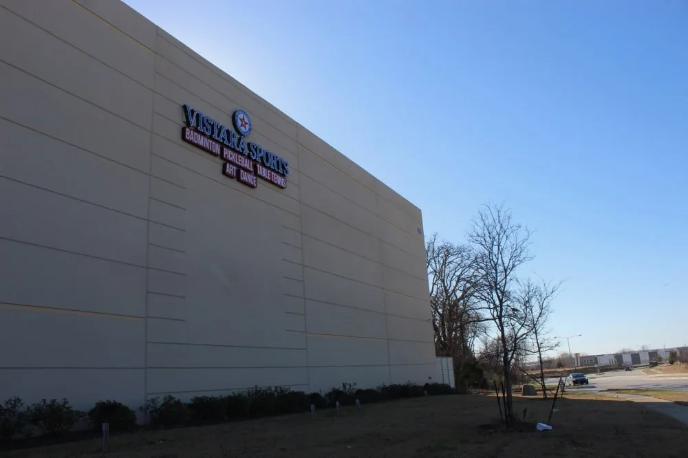 amenities and facilities at Vistara Sports in Lewisville, TX
