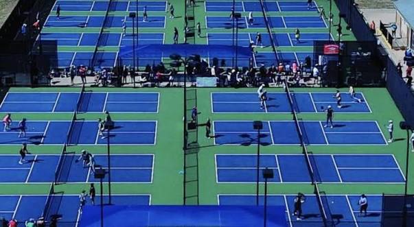 Outdoor pickleball courts at Oasis Pickleball Club in Rockwall, TX